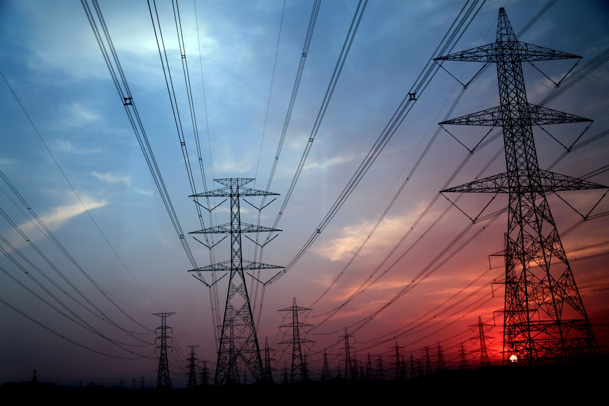 What Is the U.S Power Grid? A Complete Guide